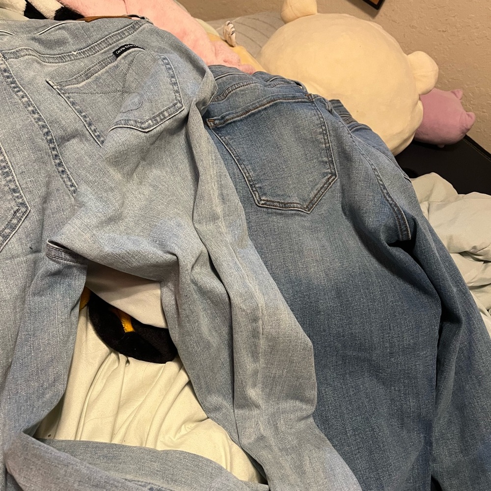 Calvin Klein Jeans Light Blue Ripped Skinny Jeans - Picture 5 of 7